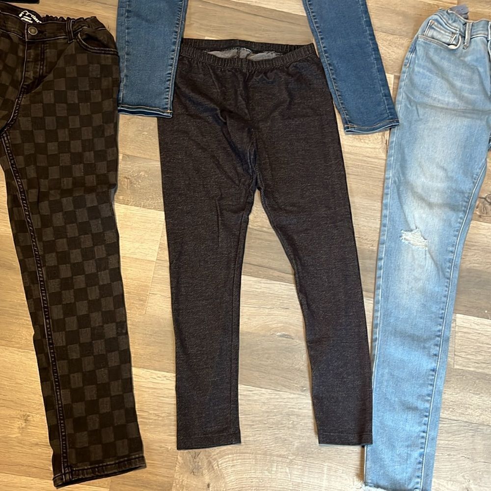 Girls Jean bundle - Picture 5 of 8